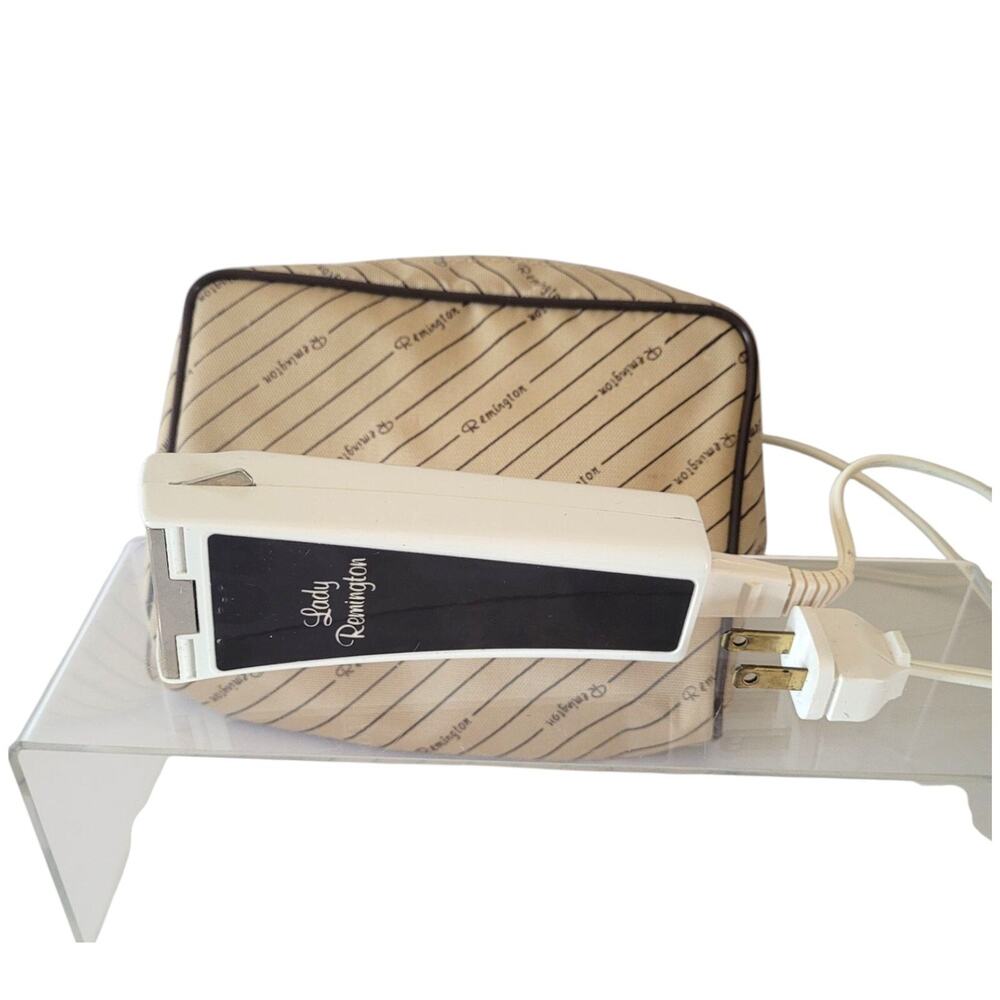 Lady Remington Electric Shaver Vintage Model 6M2L-1 Zippered Travel Bag